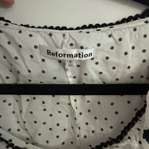 Reformation polka dot ruffle cropped Cambri top Small - Picture 8 of 11